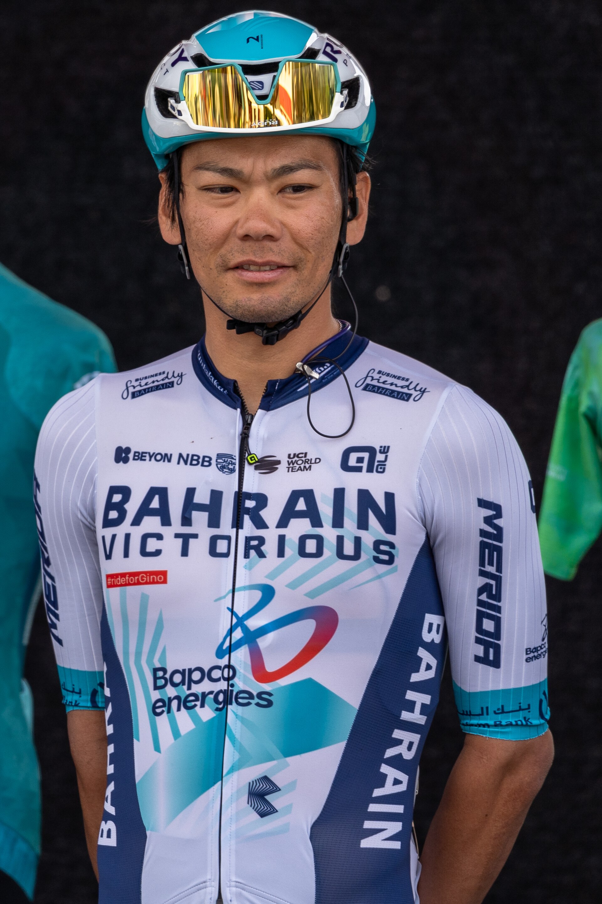 Imagem de referência de Yukiya Arashiro, descrito nos dados abertos como ciclista japonês