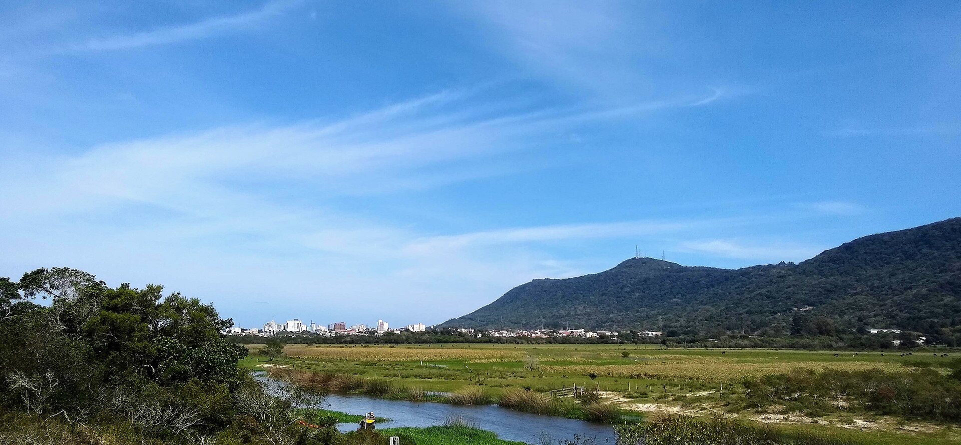Imagem de referência de Área de Proteção Ambiental Morro de Osório, descrito nos dados abertos como área de Proteção Ambiental Morro de Osório de nível Municipal, localizado (a) em Osório (RS)