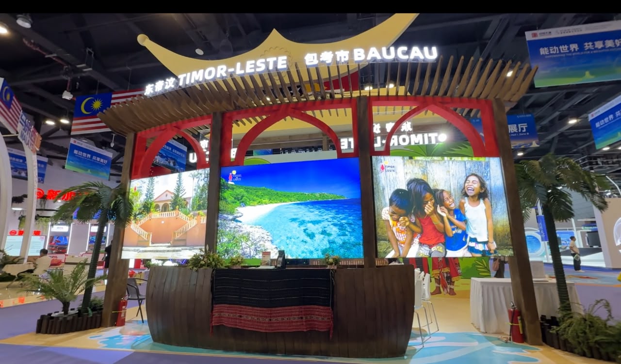 Paviliaun Timor-Leste hetan rekoñesimentu hanesan Mellor Paviliaun iha China-ASEAN Expo (CAEXPO) ba edisaun tinan ne'e iha Nanning, Rejiaun Autonóma Guangxi, Xina. Imajen Tatoli/Hortêncio Sanchez.