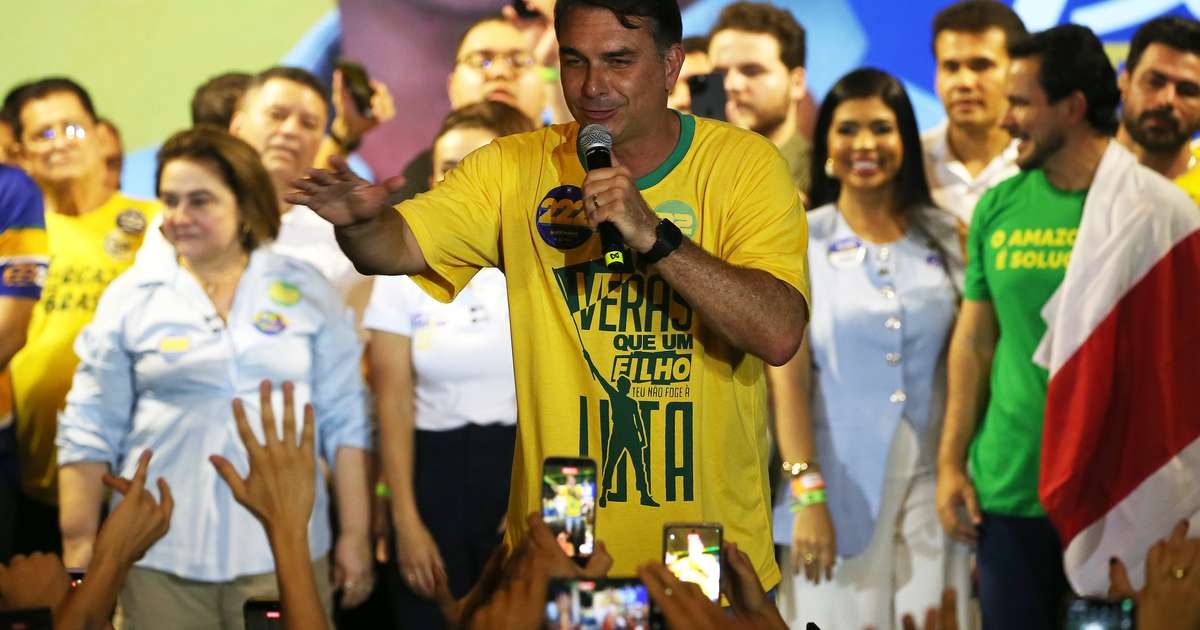 Flávio Bolsonaro cancela compromissos de campanha no interior de São Paulo para este domingo