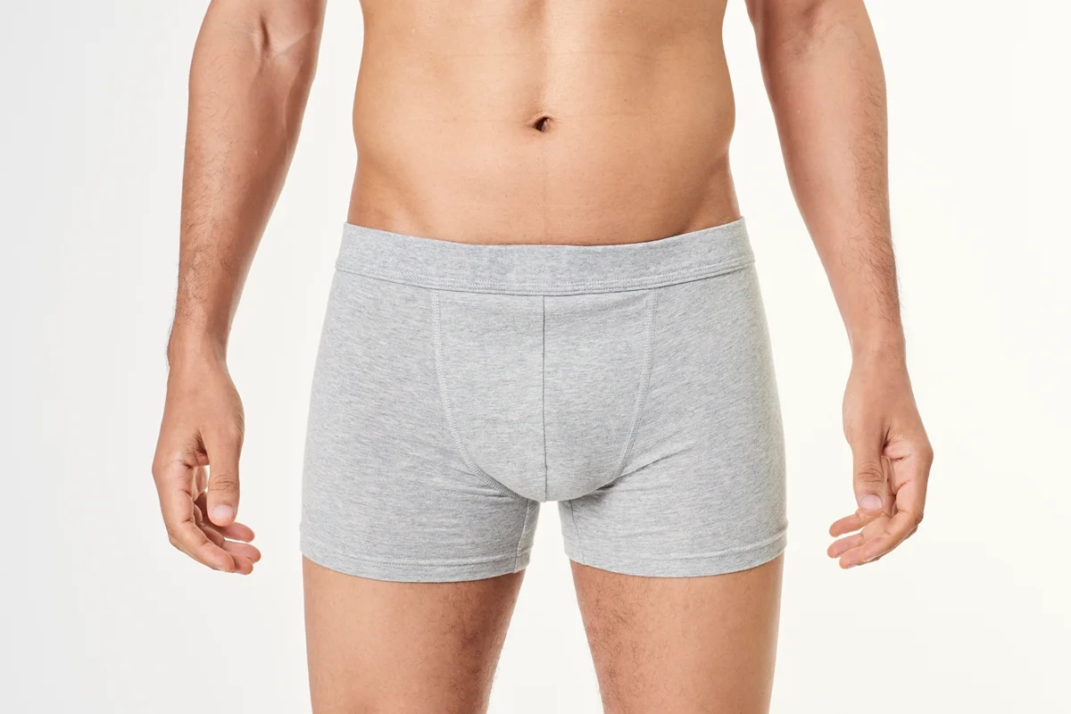 Cueca muito apertada pode prejudicar a qualidade dos espermatozoides