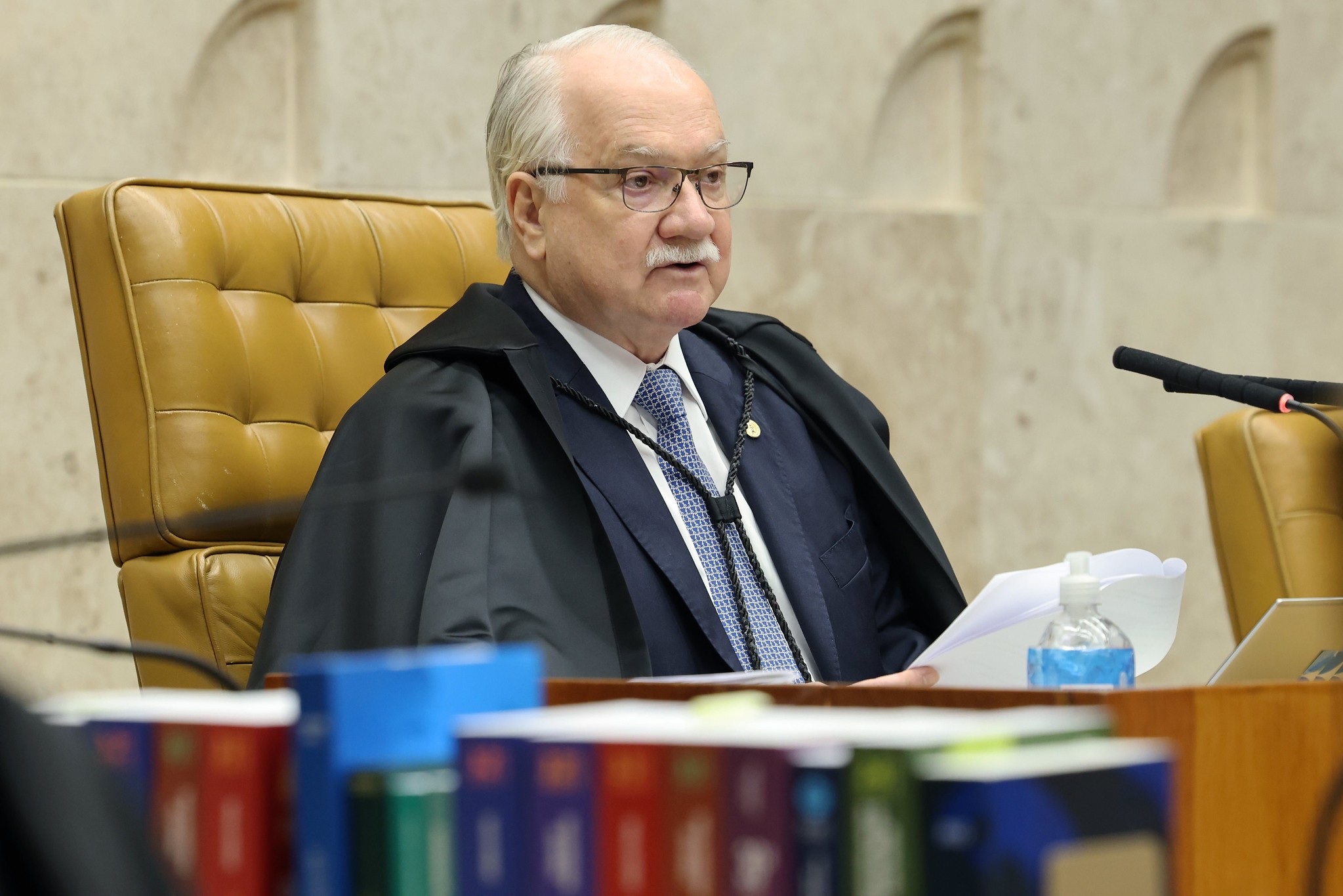 Fachin manda PGR analisar pedidos pendentes em investigações sobre Master e INSS