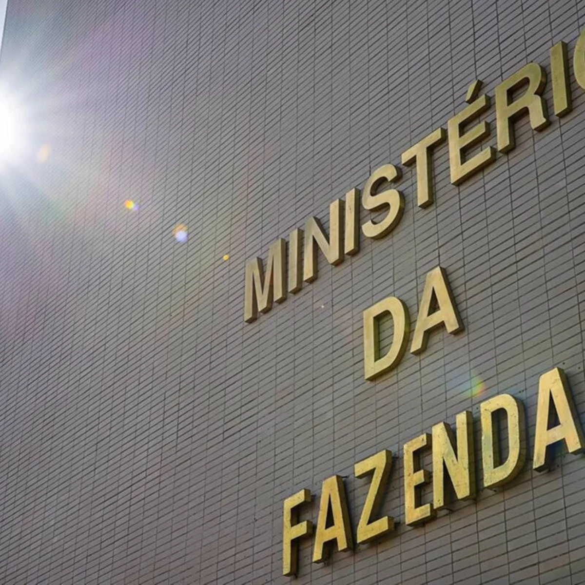 Gasto do governo deve atingir 19,55% do PIB em 2026
