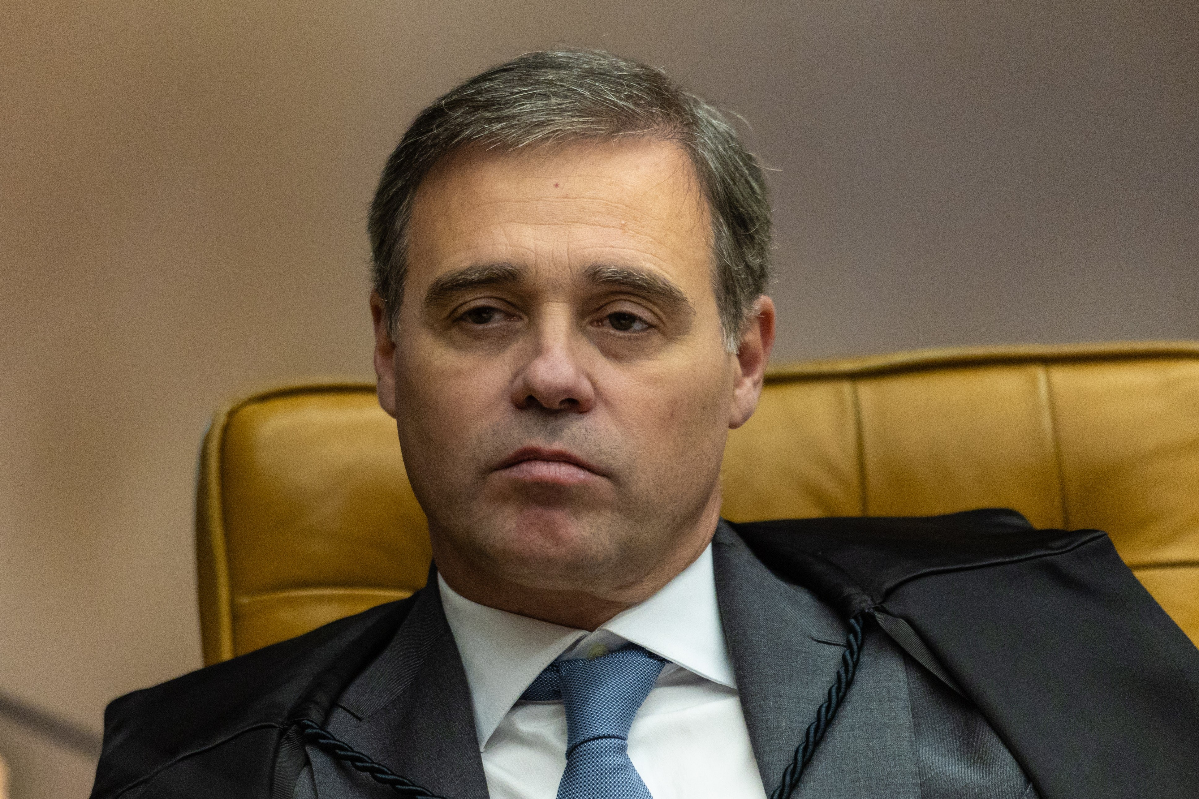 PF pediu há 6 meses para Mendonça autorizar Coaf a revelar autoridade que recebeu dinheiro de Vorcaro