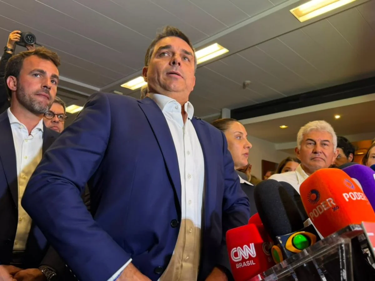 Você consegue imaginar Flávio Bolsonaro eleito presidente? Eu, não