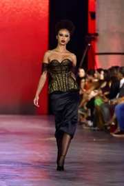 Zinc, Meu Kimô e Sacramound abrem passarela do Metrópoles Catwalk