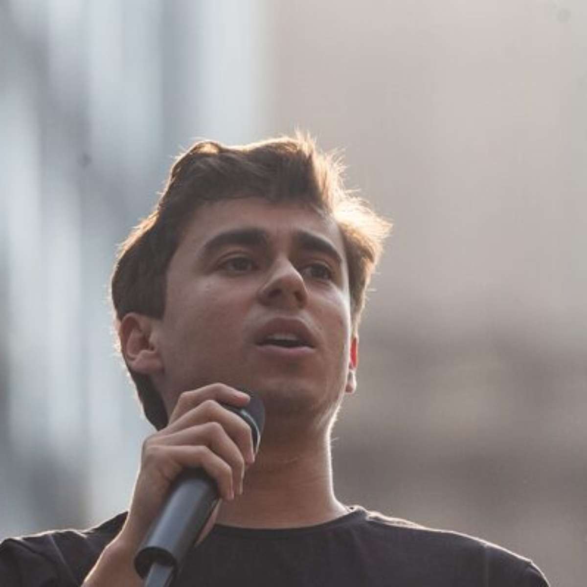 Quem é o bilionário que doou R$ 500 mil ao PT e é o maior apoiador de Nikolas Ferreira