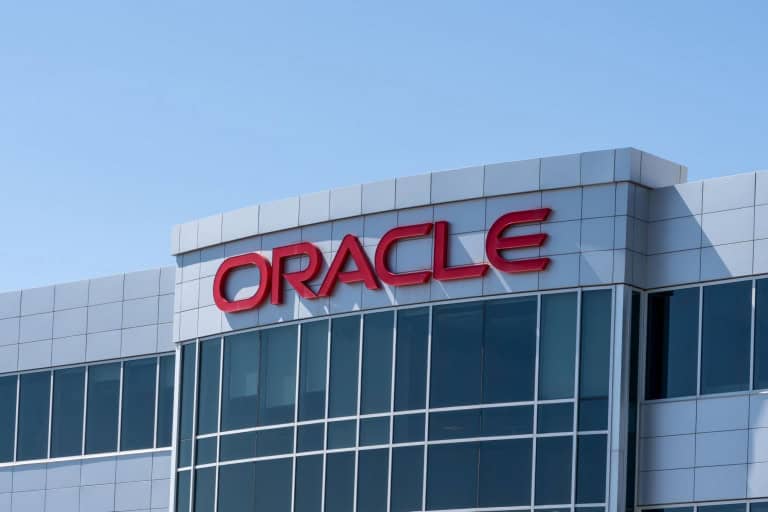 Oracle vai gastar mais R$ 3,7 bilhões com cortes de funcionários