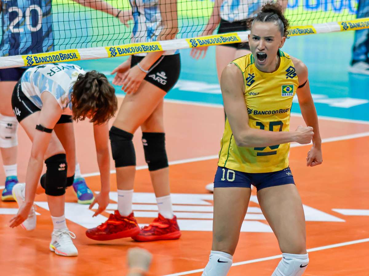 Brasil vence Argentina no vôlei feminino e garante vaga nas Olimpíadas
