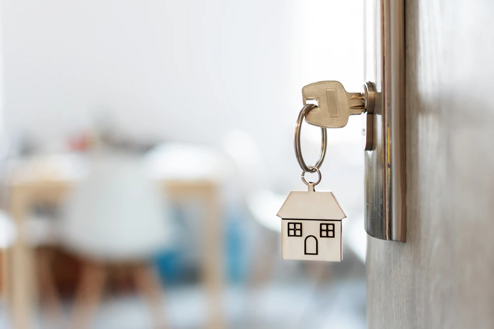 A inflação da Arábia Saudita manteve-se em 1,8% em agosto, enquanto os custos de habitação e alimentos subiram