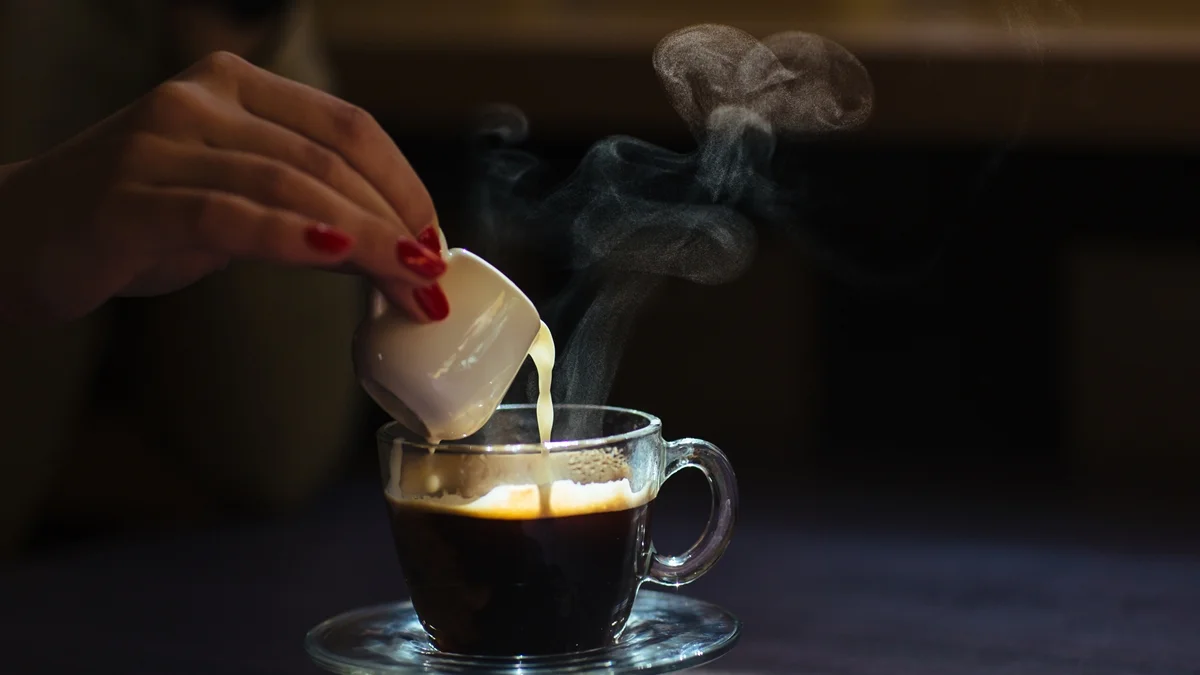 Cheiro de café fresco é associado a melhora momentânea do humor