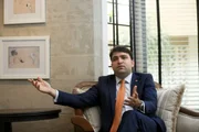 Flávio Bolsonaro viajou em jatinho de Vorcaro e de investigado no caso INSS