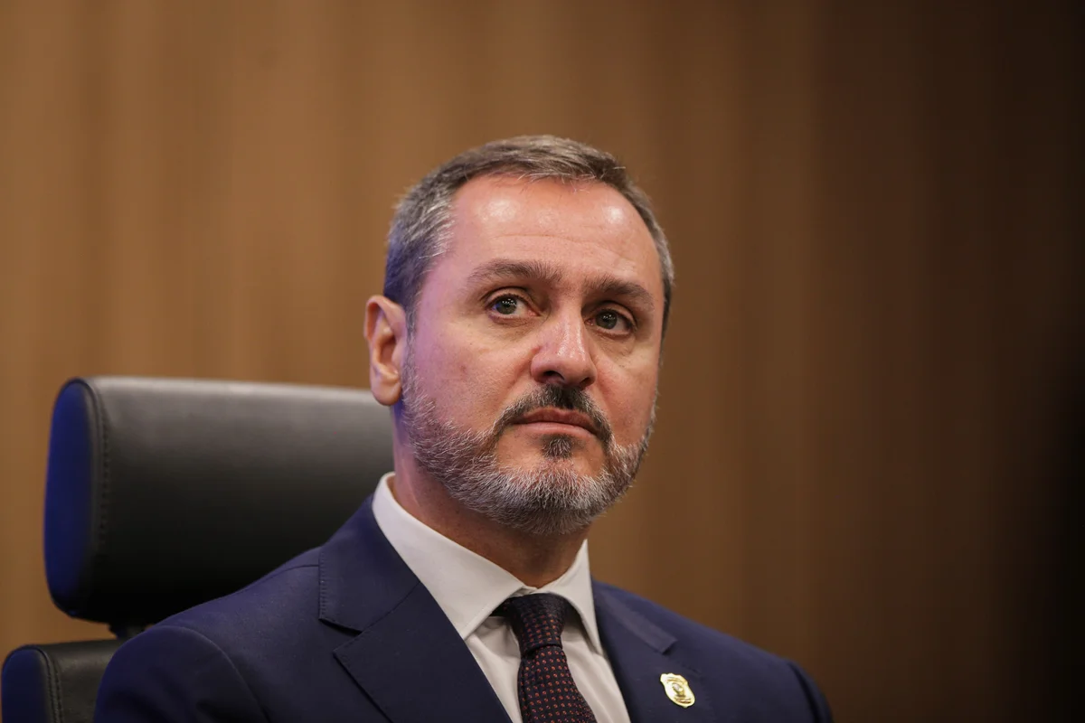 Andrei tem até esta sexta para se manifestar ao STF sobre afastamento da PF