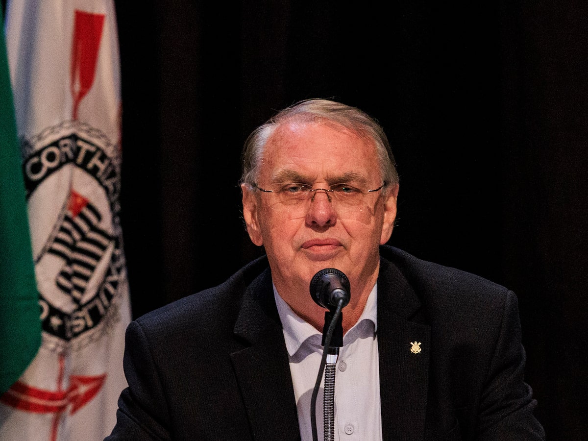 Stábile é denunciado pelo MP por apropriação indébita com prejuízo de R$ 720 mil ao Corinthians