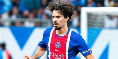 Vitinha em campo Foto: Vitinha em campo ( Reprodu&ccedil;&atilde;o/Instagram) / G&aacute;vea News