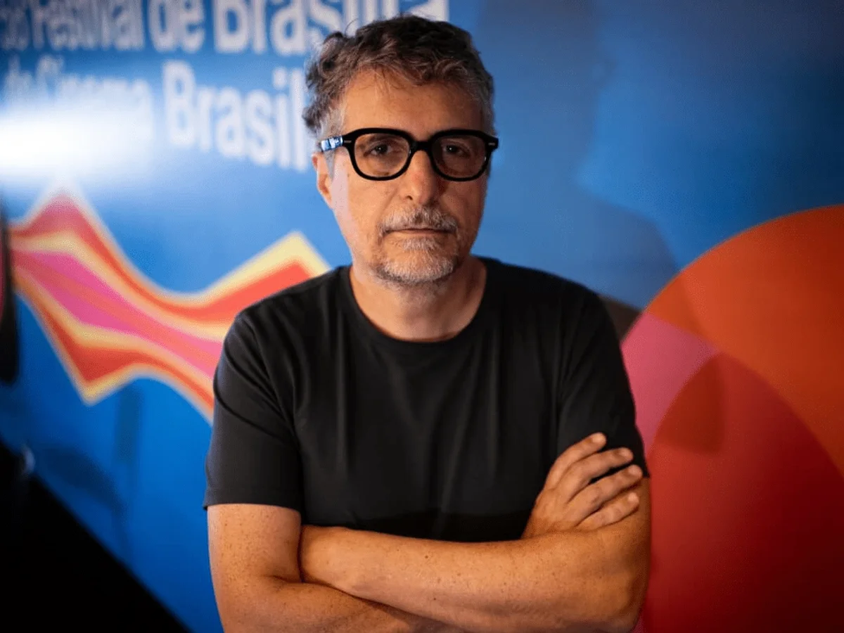 Kleber Mendonça Filho avalia O Agente Secreto: “Não faria nada diferente”