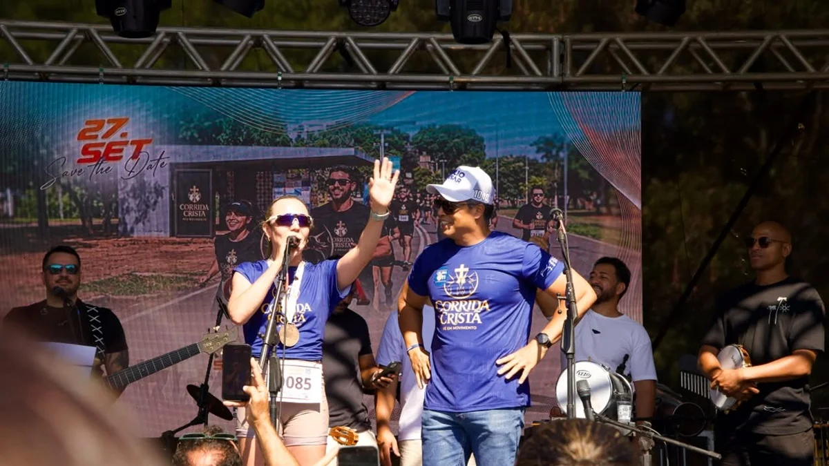 Durante agenda, Celina promete tirar Museu da Bíblia de Brasília do papel
