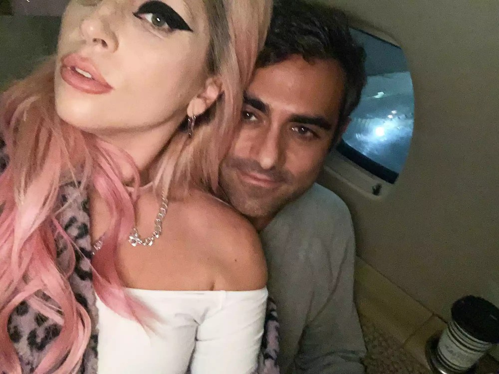 Lady Gaga e o namorado, Michael Polansky — Foto: Reprodução/Instagram