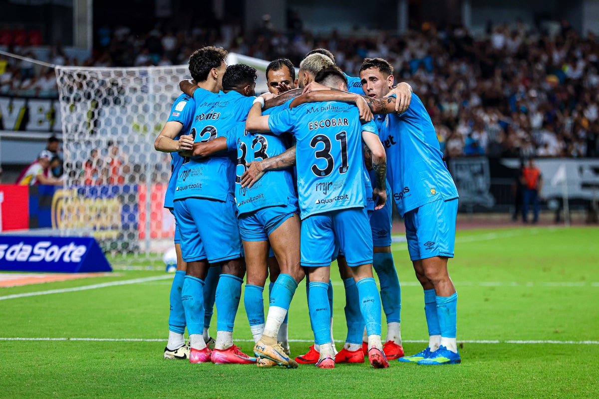 Cuca exalta arrancada do Santos, mas freia empolgação por Libertadores: ‘Não vamos criar ilusão’