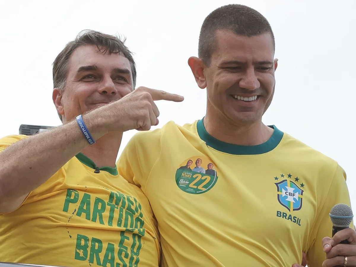Flávio se reúne com Douglas Ruas após Paes reconhecer derrota no Rio