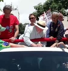Primeira-dama Janja da Silva durante ato na Paulista ao lado de Lula, Haddad, Marina e Simone Tebet Foto: Reprodução/Youtube
