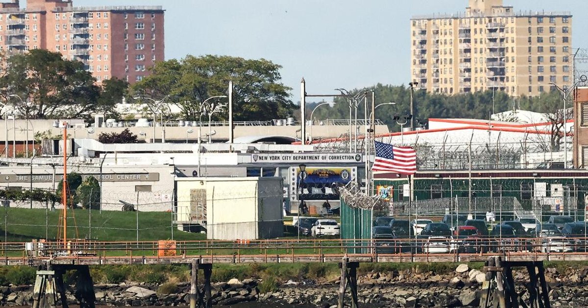 A prisão notória de Nova York, Rikers, aguarda um encerramento elusivo
