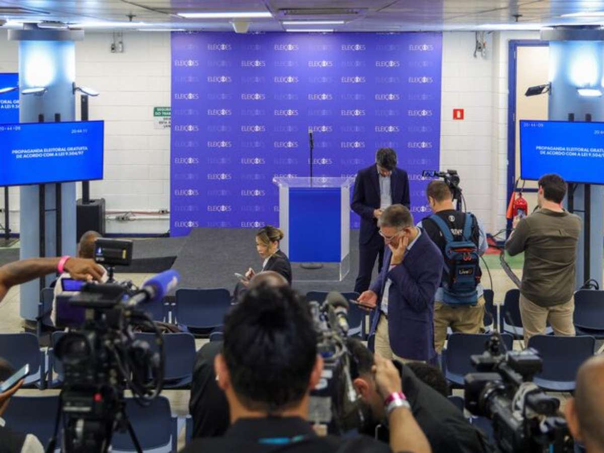 Cancelamento do debate da Globo expõe tensão entre campanhas e Justiça, avalia analista