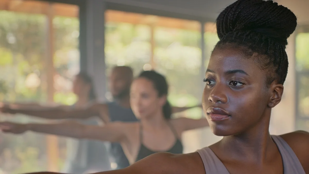 Aprenda 5 penteados fáceis e úteis para proteger o cabelo durante o treino