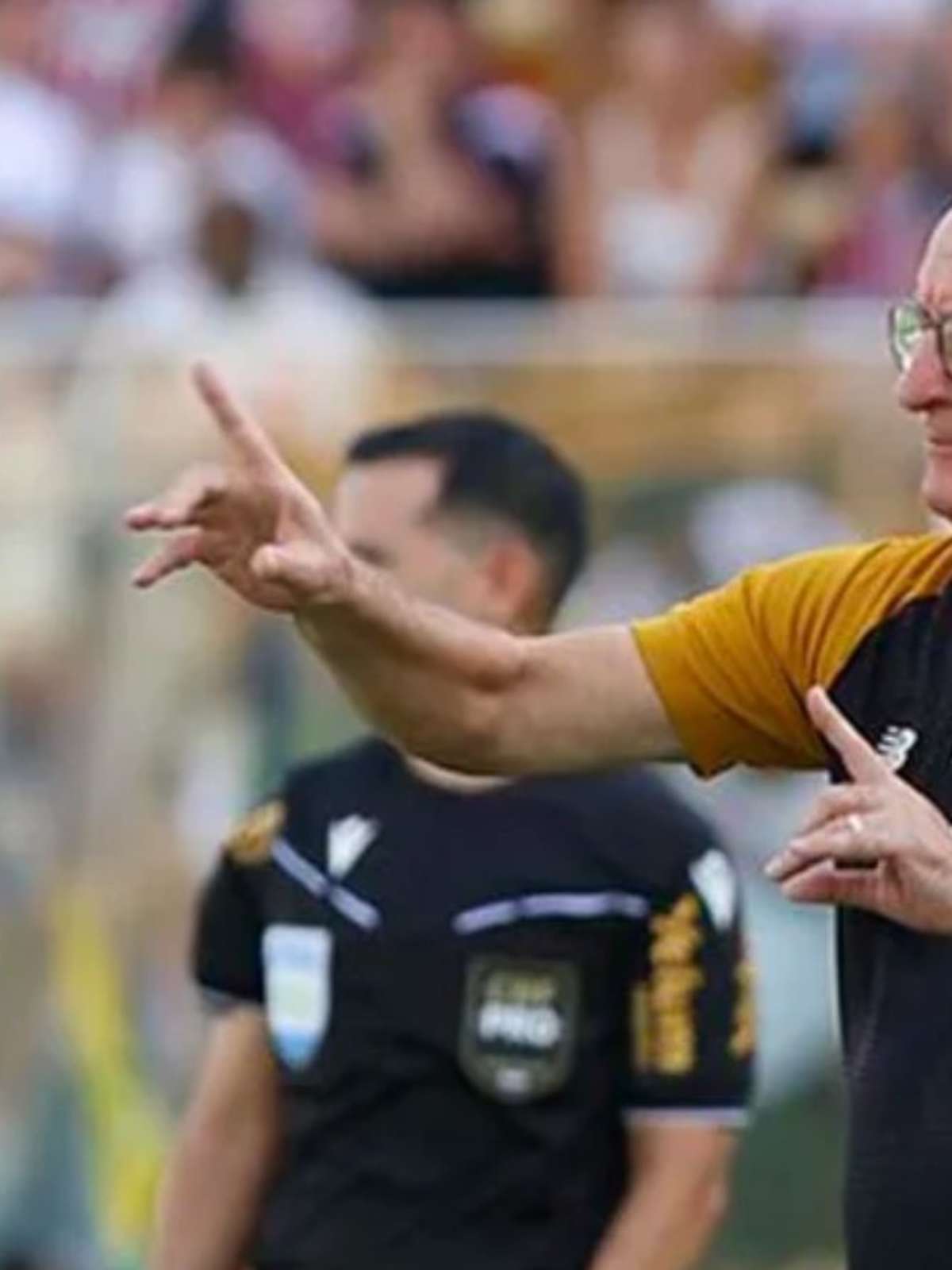 Dorival Júnior deixa futuro no São Paulo nas mãos do novo presidente