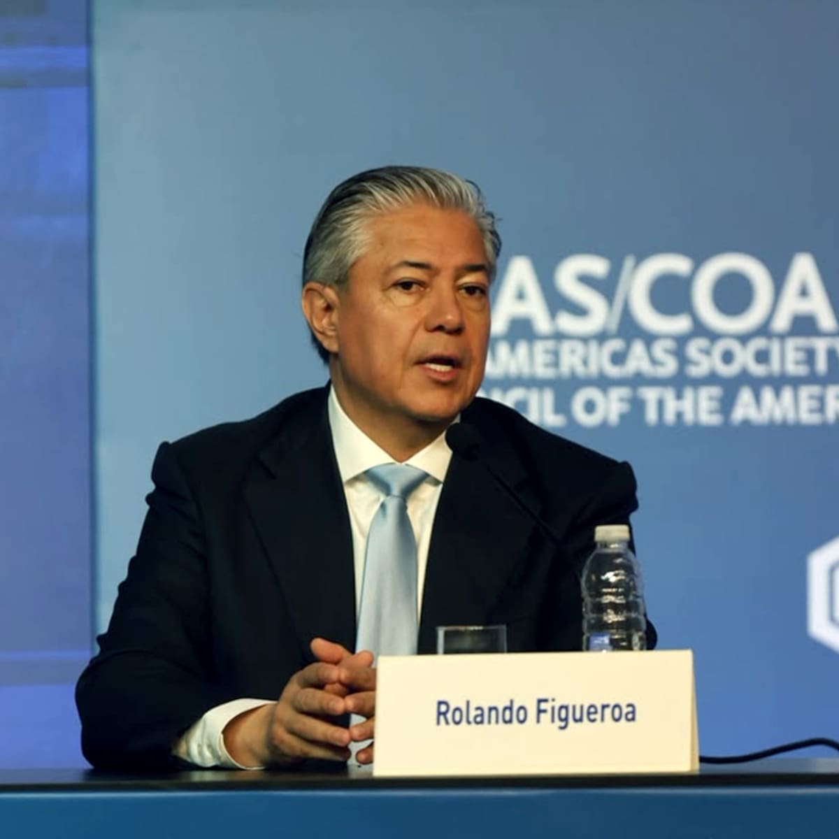 El gobernador de Neuquén, Rolando Figueroa