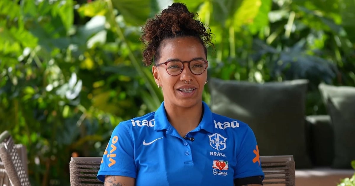 Carlinha celebra recorde de público no Brasileirão Feminino: ‘Foi o dia mais legal da minha vida’