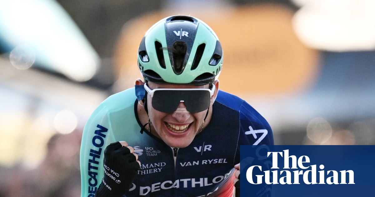 Seixas faz história no Giro di Lombardia após protesto dos ciclistas sobre segurança