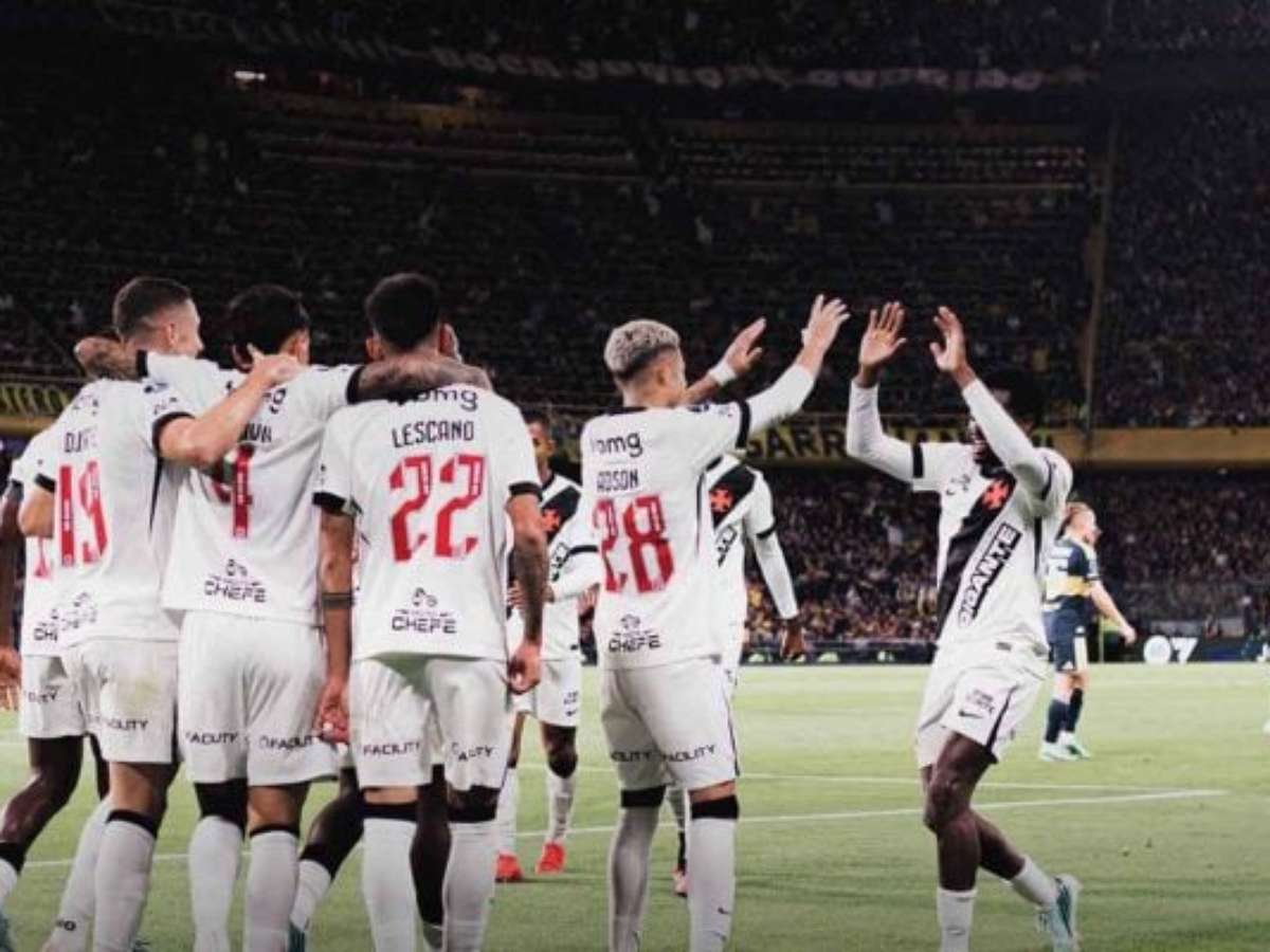 Na Bombonera, Vasco vence o Boca e abre vantagem na semifinal da Sula