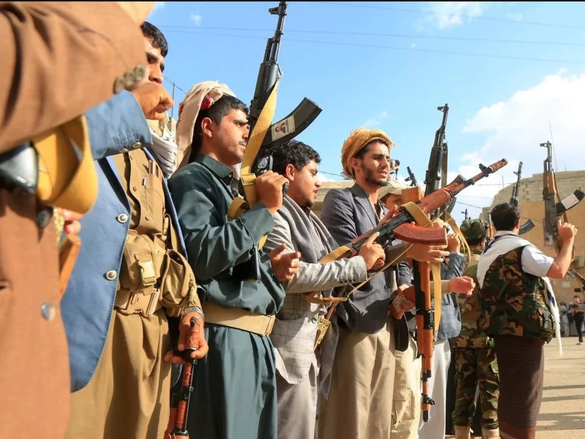 EUA retira funcionários da Arábia Saudita após ataques dos Houthis