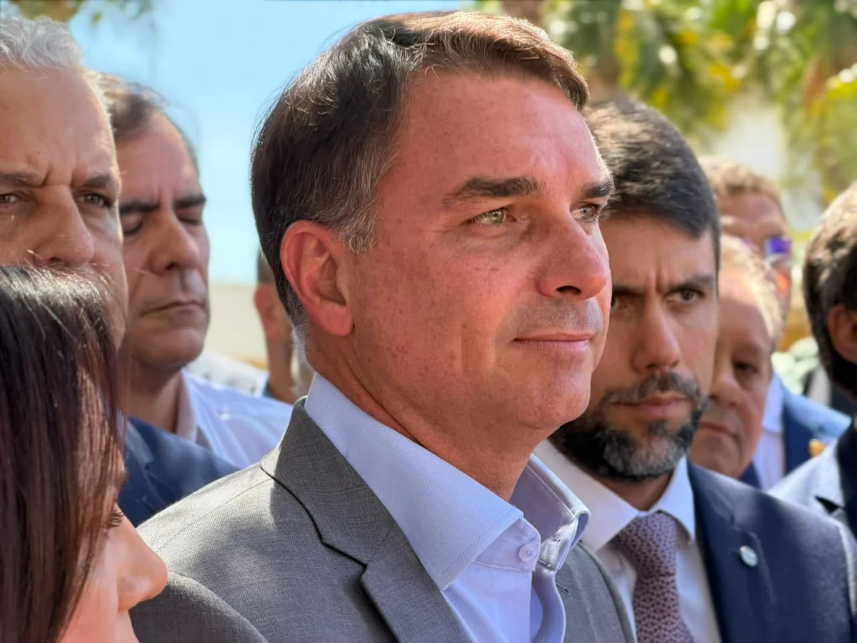Imagem colorida, Flávio Bolsonaro tenta formar frente ampla para disputa do segundo turno- Metrópoles