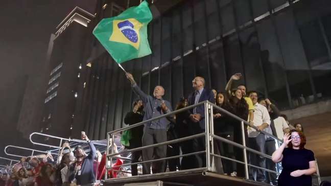 Boulos cobra prisão de policiais acusados de atropelar motociclista em ato pró-Lula: 'Violência política bolsonarista não ficará impune'