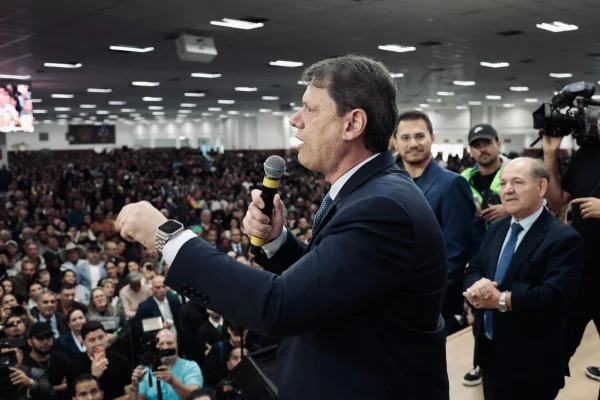 Campanha em SP termina fria, nacionalizada e com poucas propostas debatidas - destaque galeria