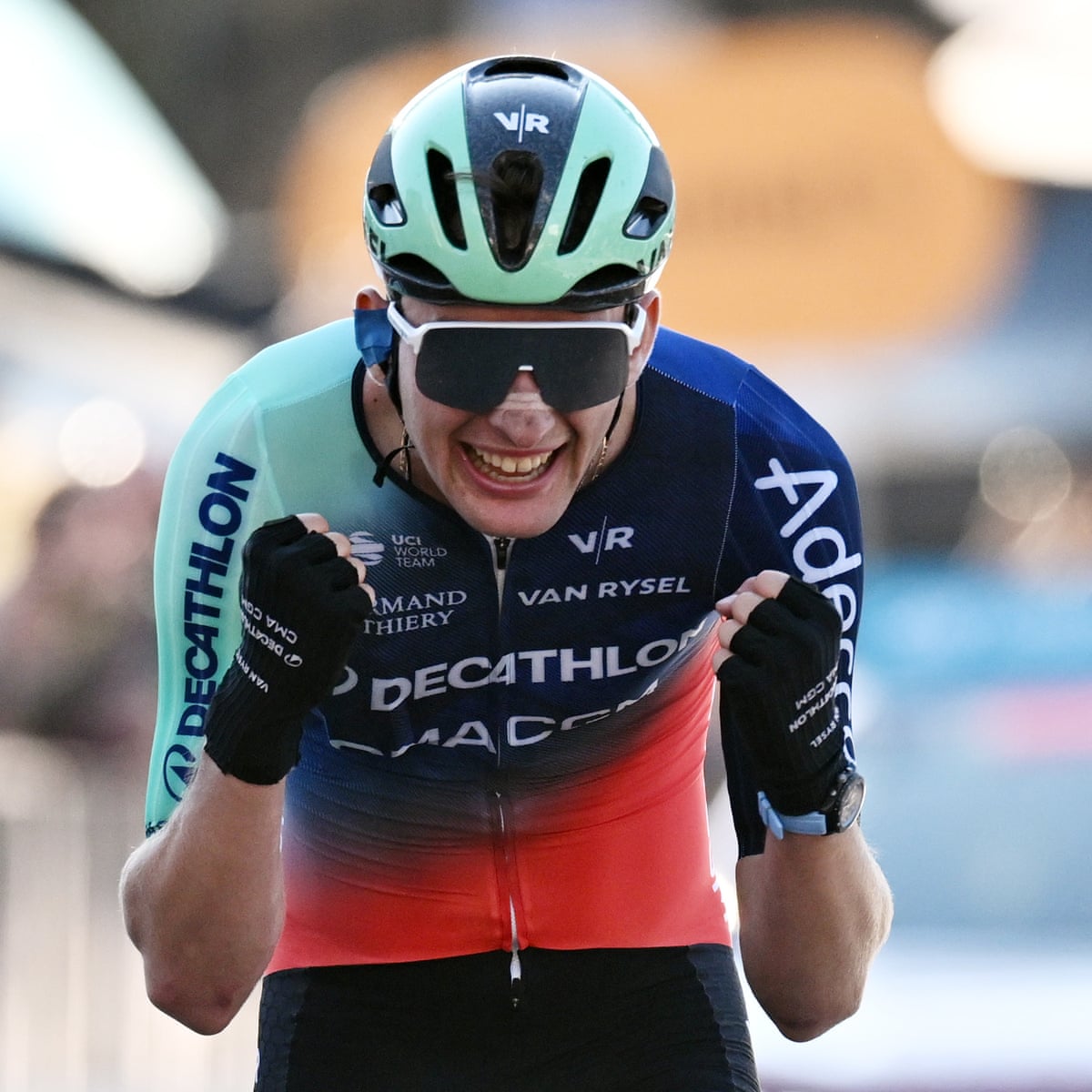 Seixas faz história no Giro di Lombardia após protesto dos ciclistas sobre segurança