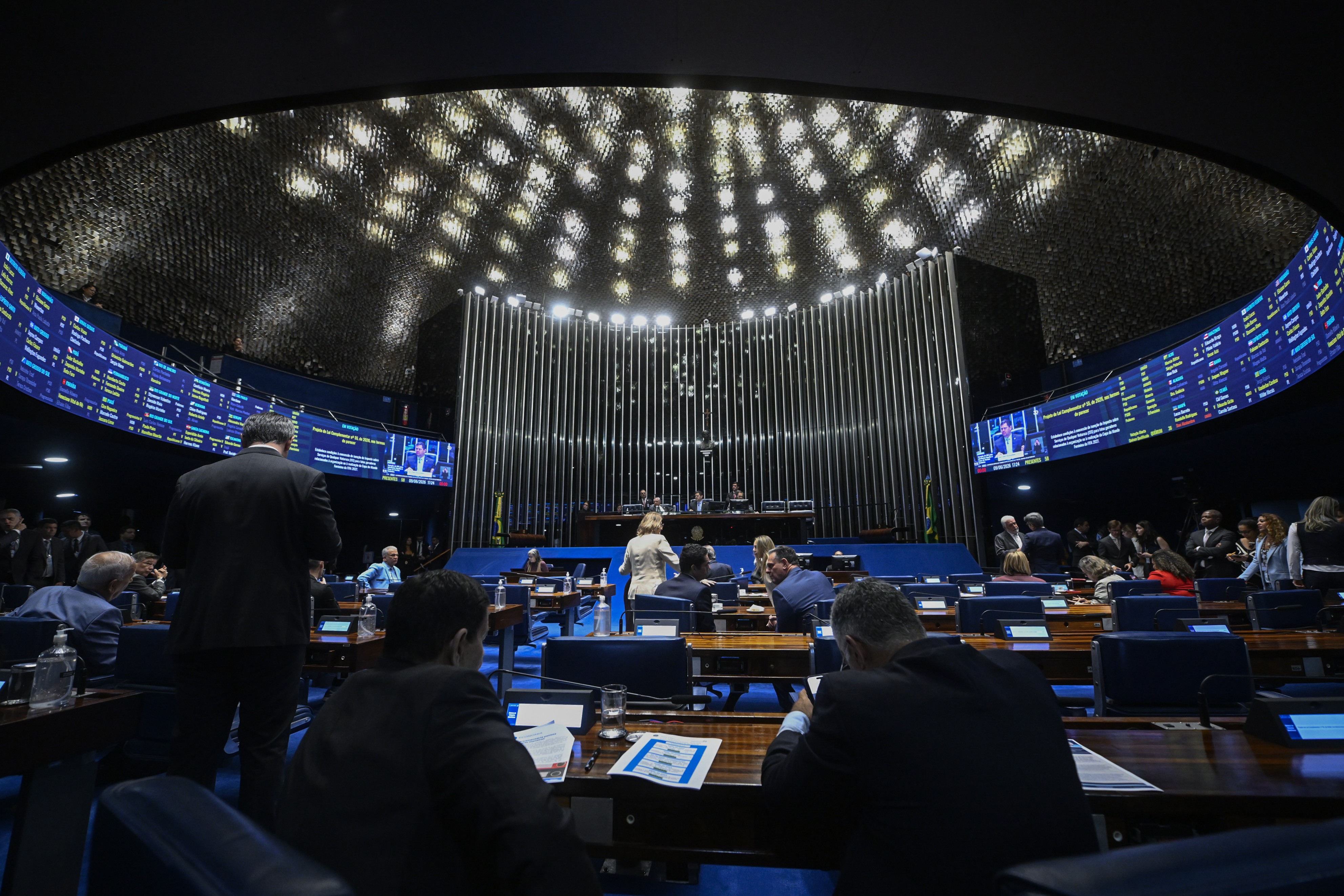 Eleição para o Senado com duas vagas tem alto percentual de votos inválidos; veja comparação entre 2018 e 2022