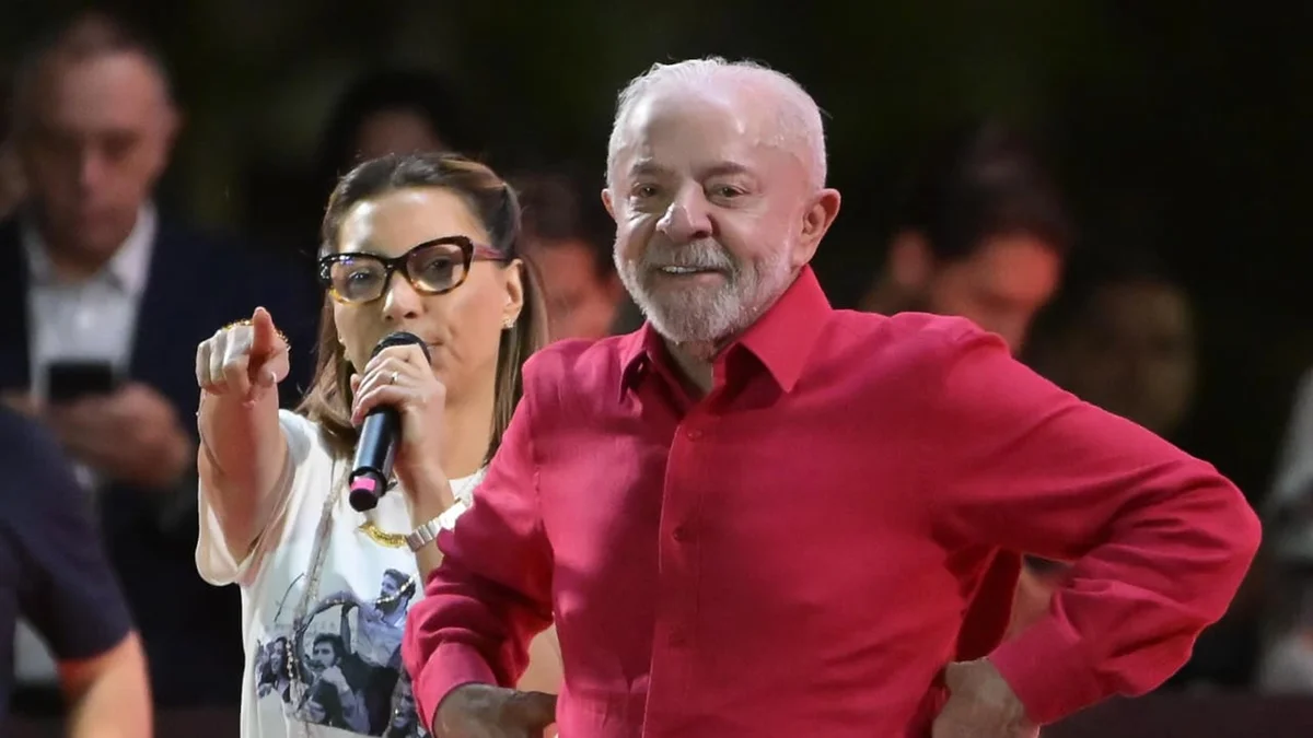Janja parabeniza Lula por aniversário: "Todo amor eu guardei pra você"