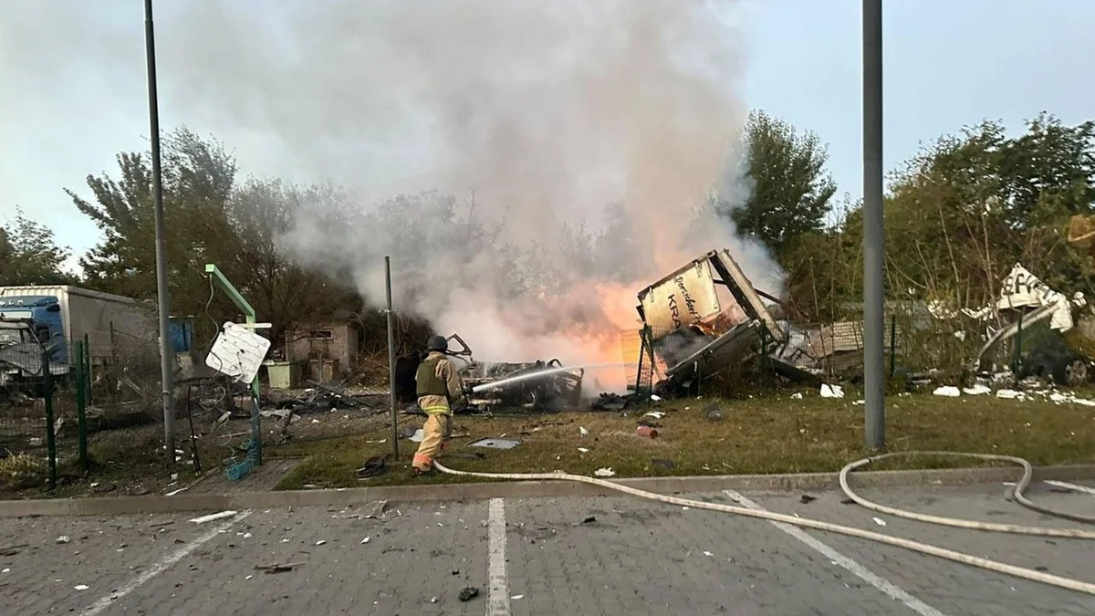 A Rússia diz que ataque de drone danifica instalações em Togliatti; Ucrânia afirma ter atingido refinaria petroquímica