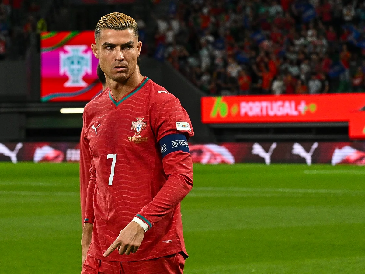 Cristiano Ronaldo é suspenso por Portugal após abandonar seleção