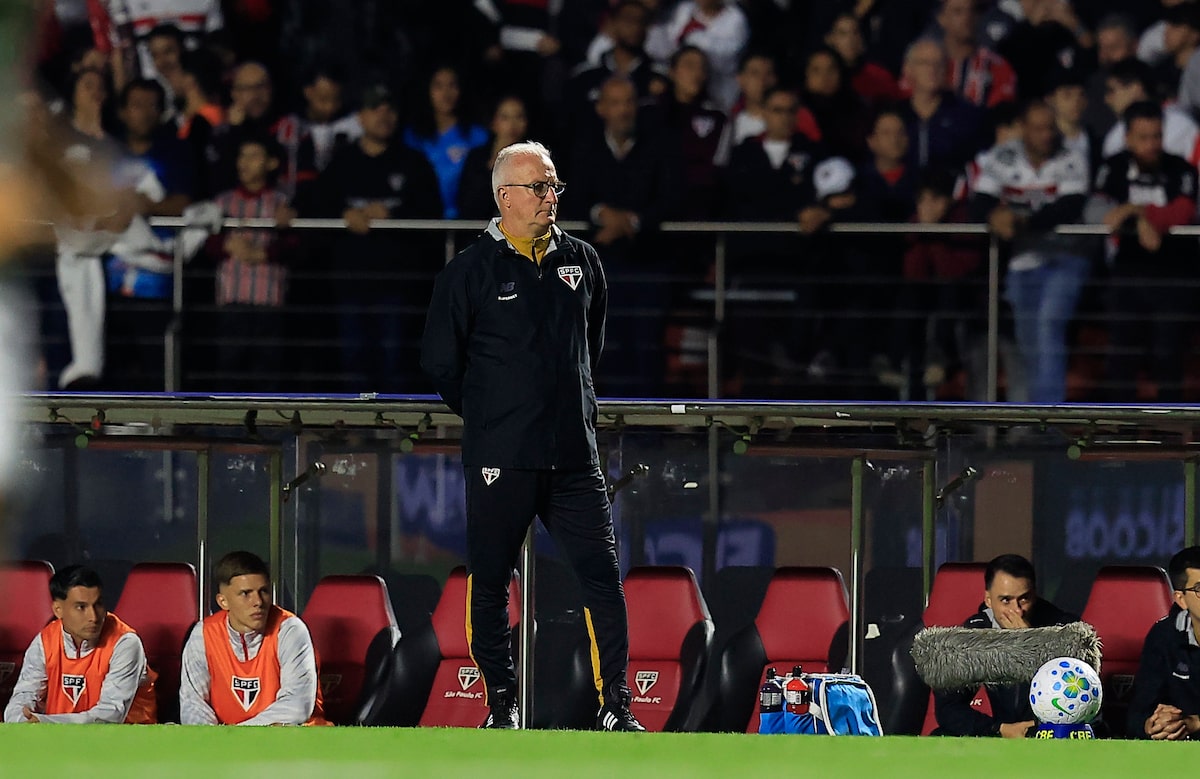 Dorival Júnior destaca atuação do São Paulo apesar do resultado e cobra união no clube