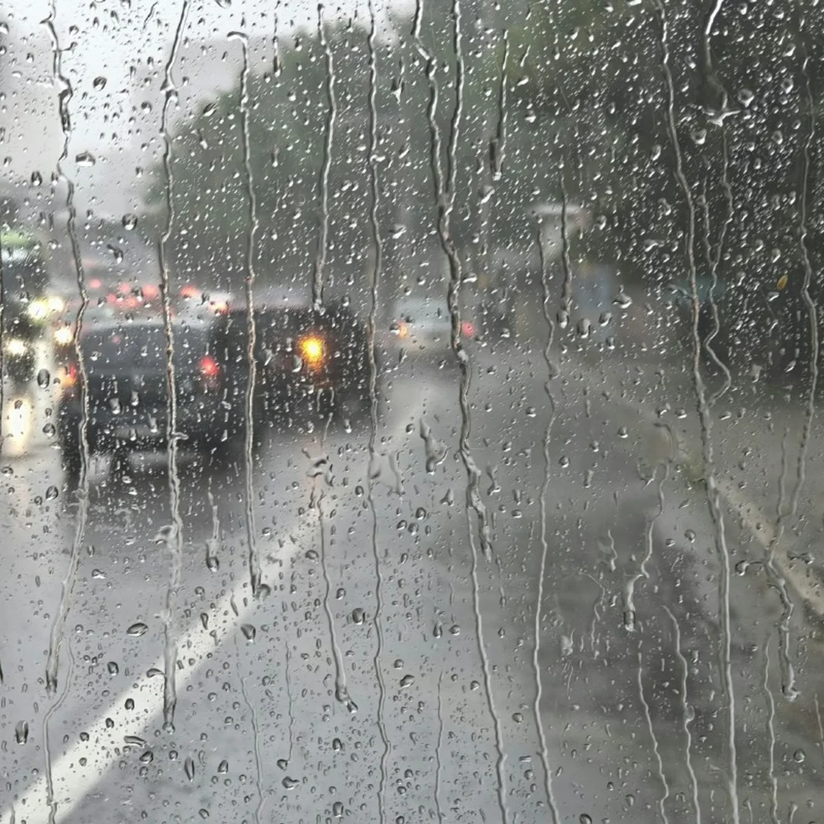 Clima: frente fria leva chuvas ao Sul, Sudeste e Centro-Oeste nesta 2ª