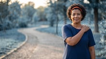 Mulher em tratamento de câncer pode fazer exercício físico?