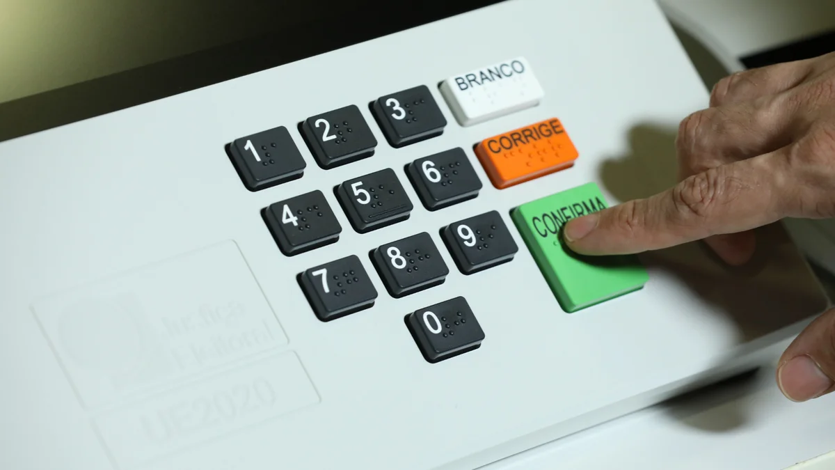 Imagem da matéria: Eleições 2026: Como checar seu local de votação pelo e-Título ou pela internet