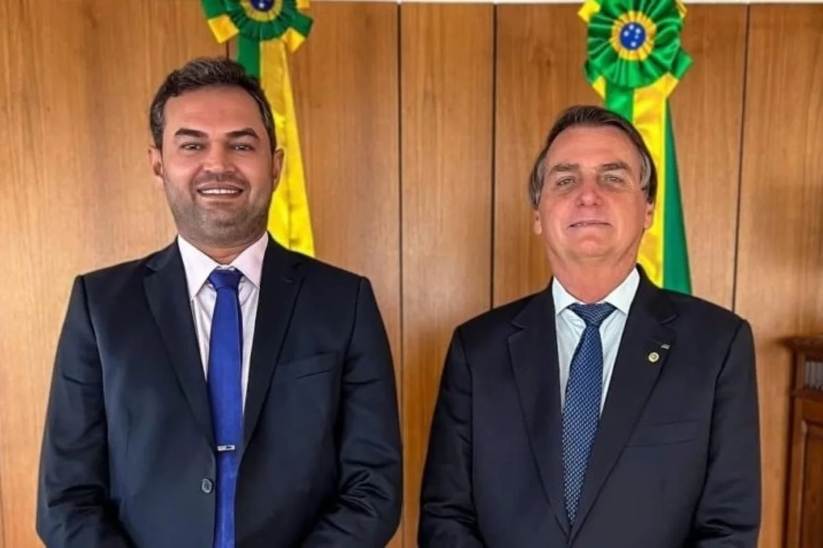 Jair Bolsonaro quer receber visita de pecuarista e senador eleito por RO