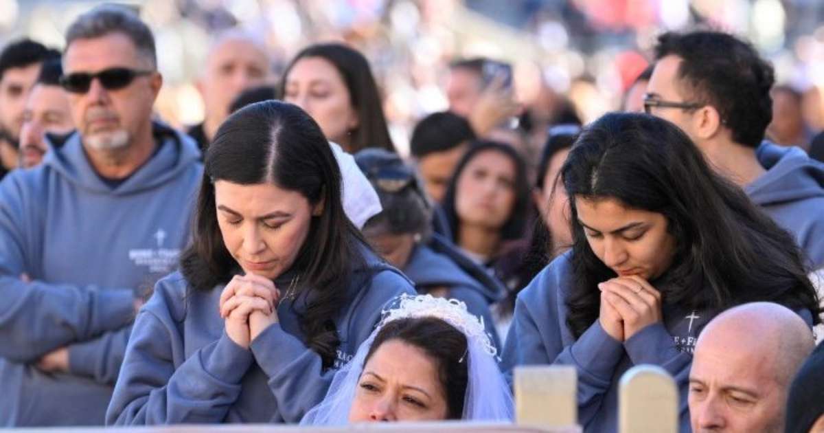 'Rezem por mim, como rezo por vós', diz papa Leão em carta a fiéis após retirada de tumor; leia na íntegra