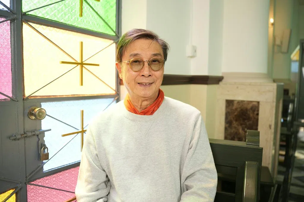 刘松仁出摄影集筹善款“精力有限”不可能复出