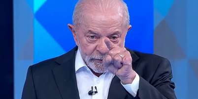O presidente Lula ao reagir &agrave; fala de Fl&aacute;vio Bolsonaro sobre ter "nove dedos" Foto: Reprodu&ccedil;&atilde;o/TV